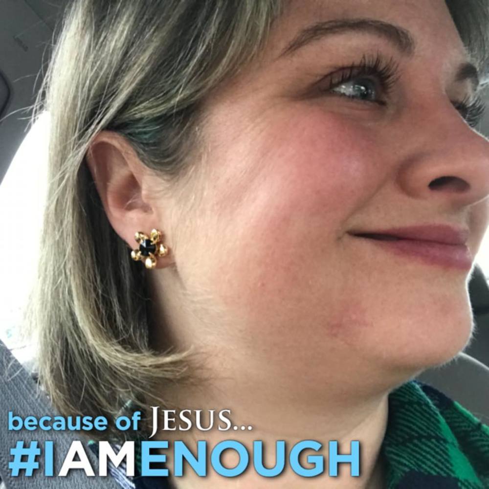 Meet your Posher, Julia